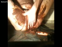 Scat loving amateur dude poops after removing his butt plug
